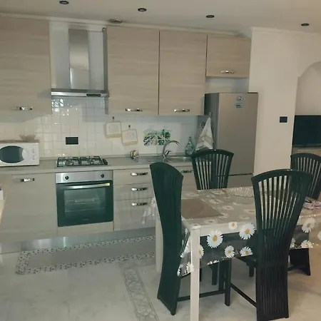 Casa Eden דירה ונטימיגליה